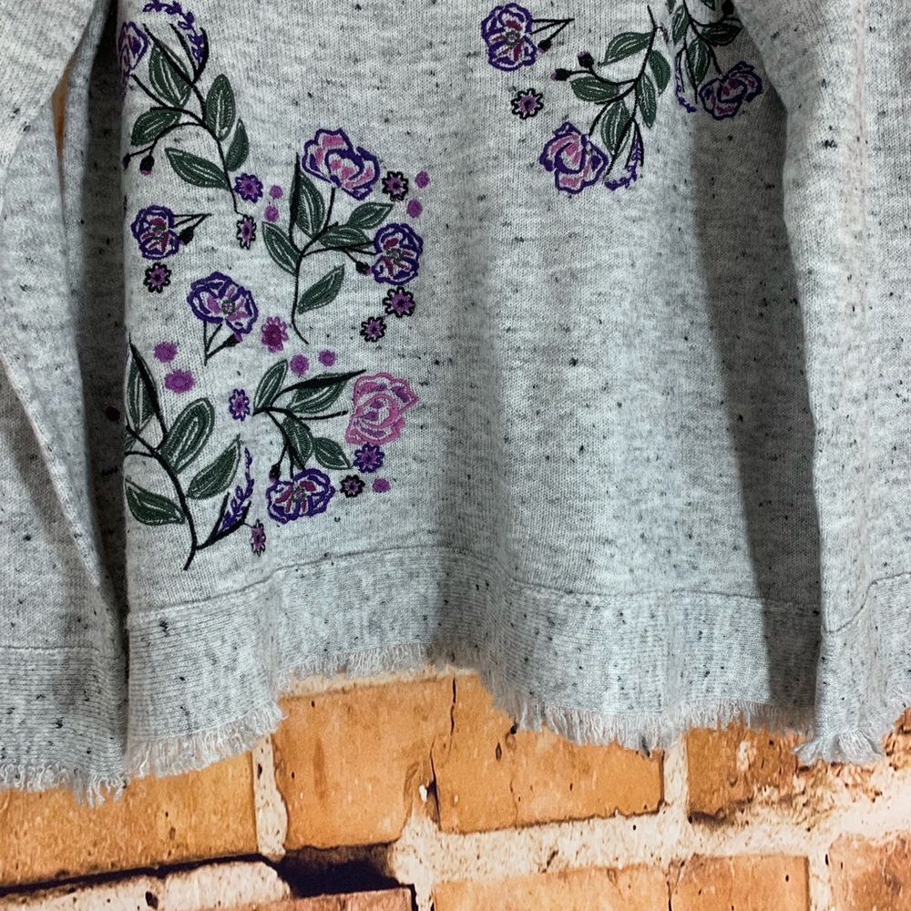 SOLD!!Style&Co Embroidered Fringed Textured Sweate - Picture 6 of 8